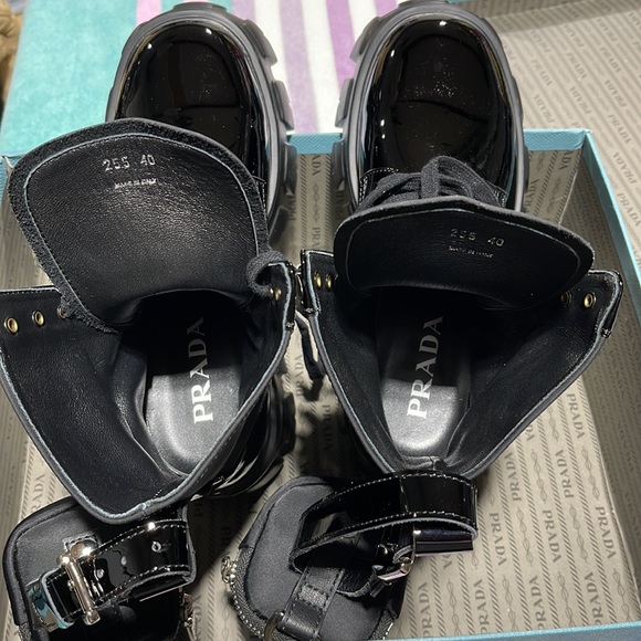 PRADA Women’s black patent leather combat boots with certificate of authenticity - Picture 8 of 16